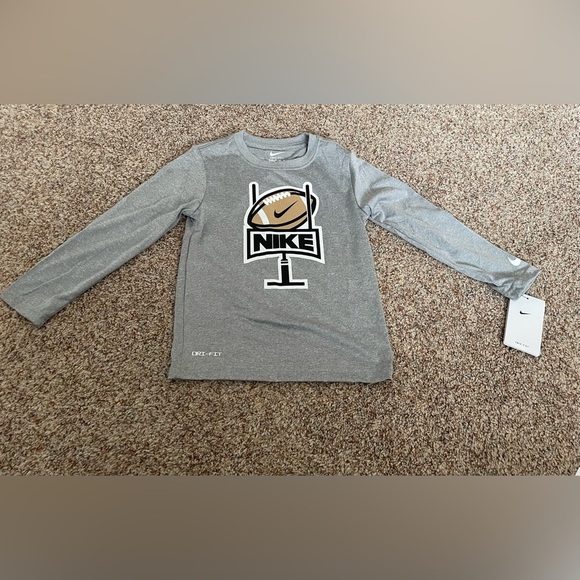 Boys Nike dri-fit shirt(several sizes available) - Picture 1 of 1
